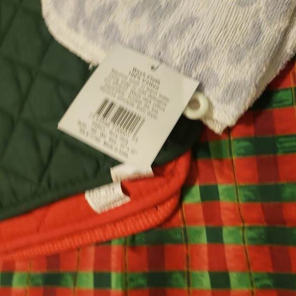 10 pc holiday towels, pot holders, cloths & more - Picture 5 of 5